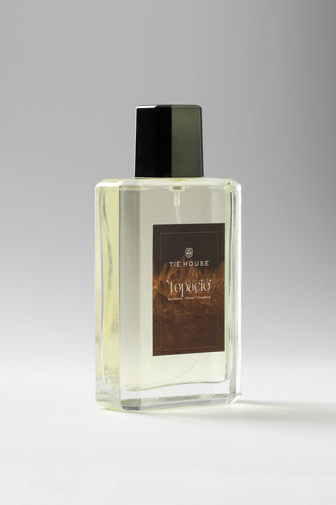 عطر توباز