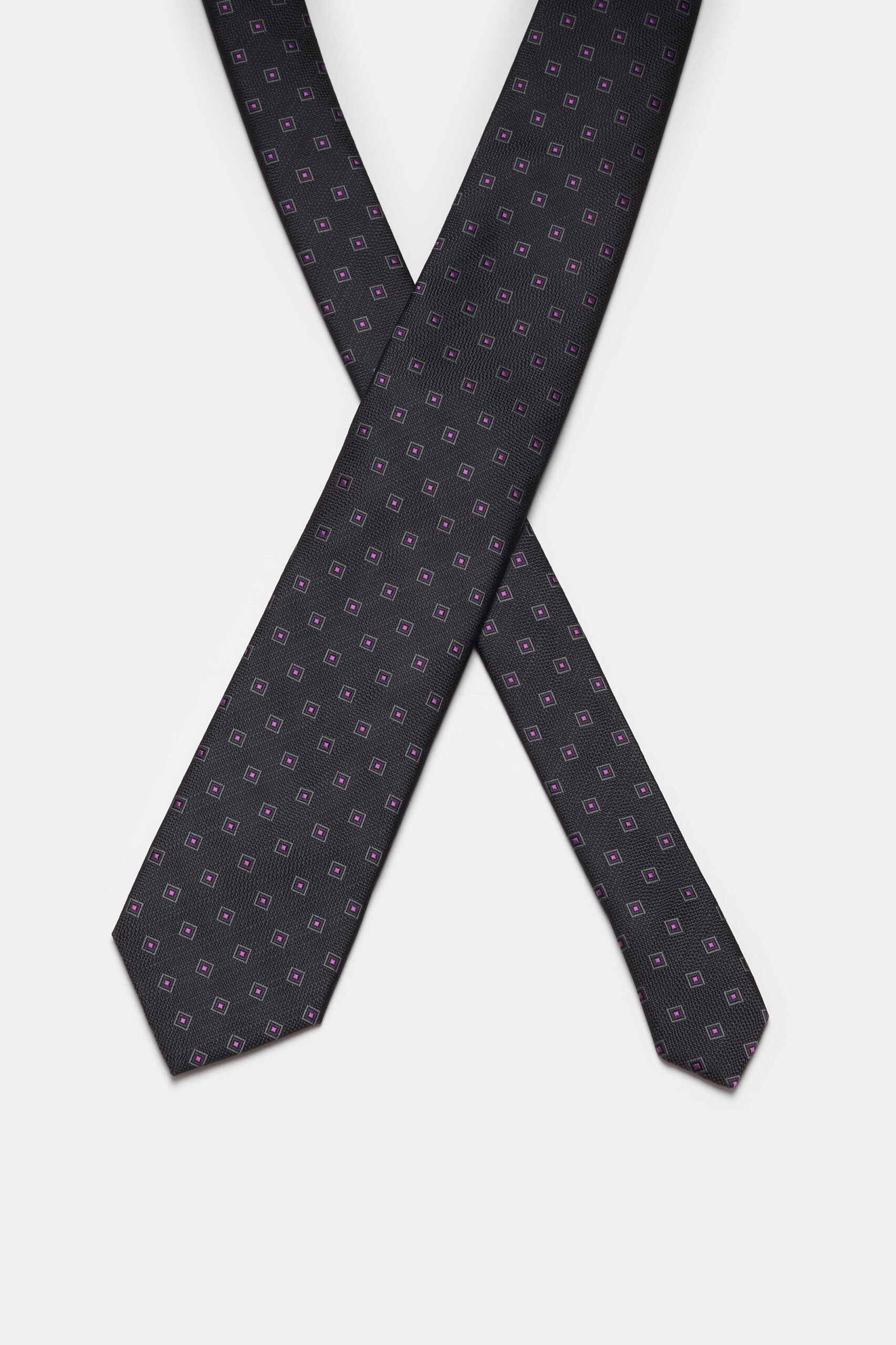 jacquard tie